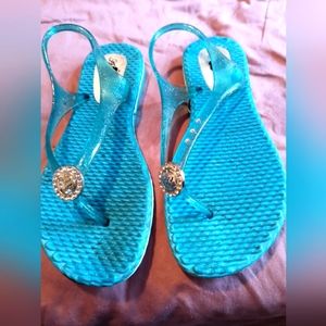 Cute 🍎 Apple bottoms sandals